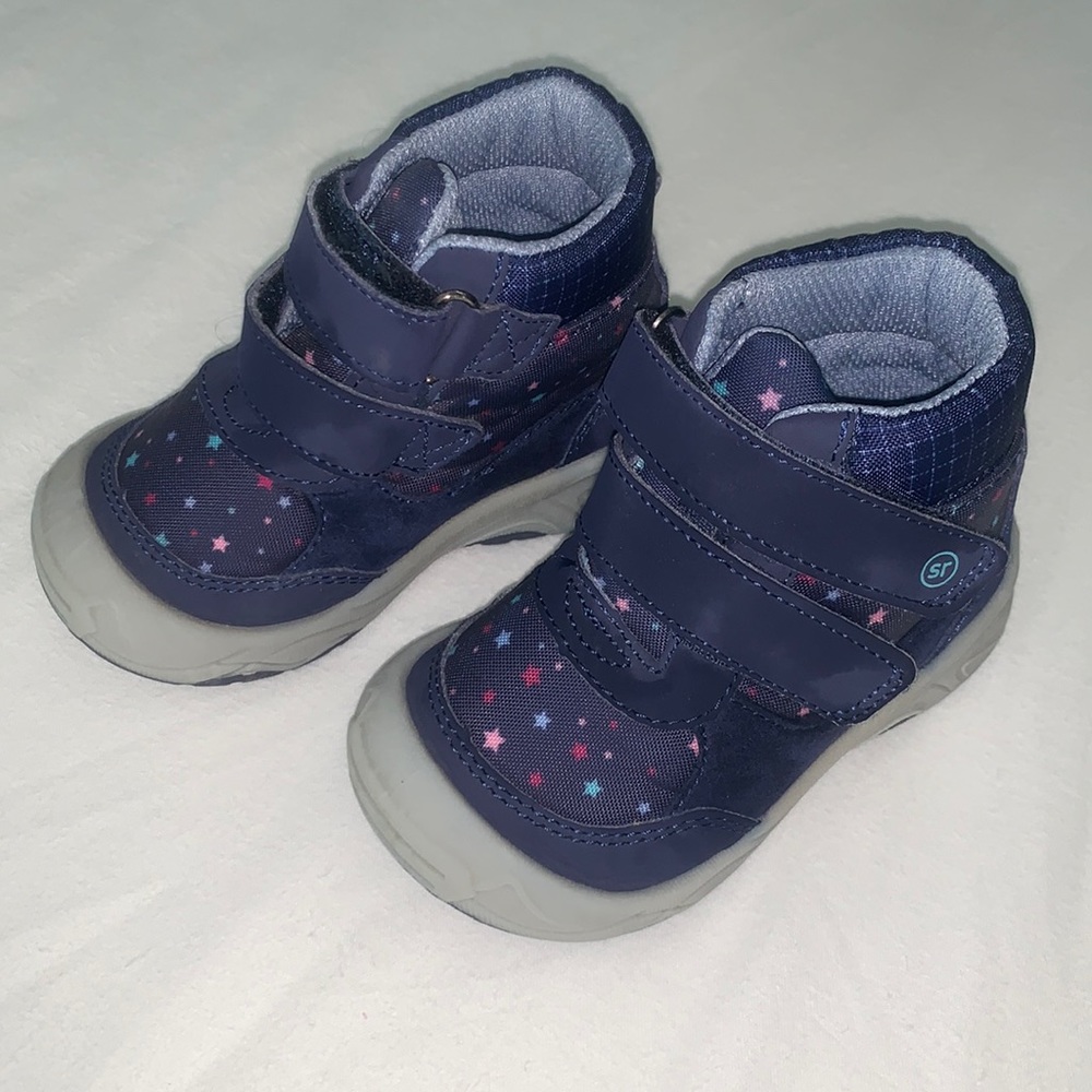 Stride Rite Juniper Sneaker Boot